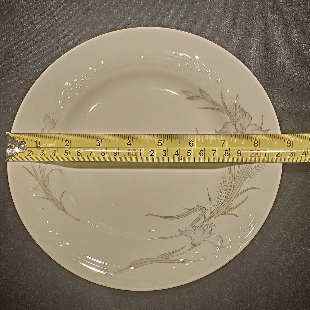 Set of 11 Renoir Vintage China 'Daffodil' Salad/Dinner Plates -No Center Flowers - Picture 2 of 8